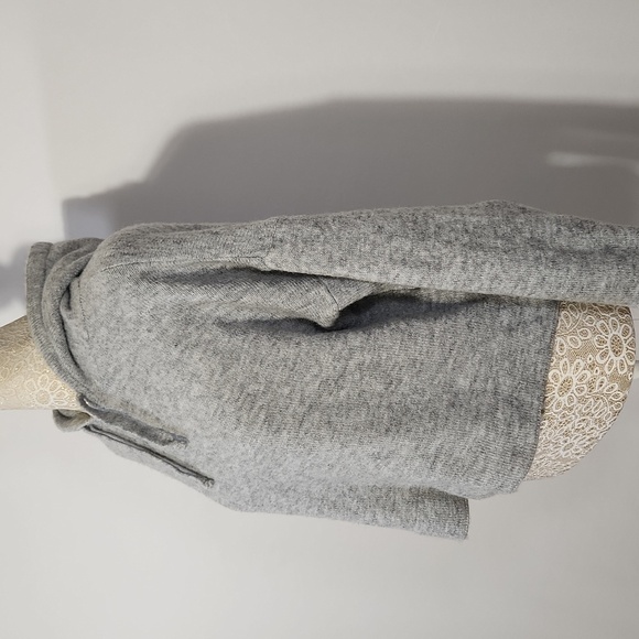 Topshop Cropped Top Sweater Grey Wool Blend Hooded Knit Women's SZ 8-10 Italy - Picture 9 of 16